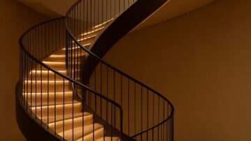 Straight stairs – features and benefits for contemporary architecture